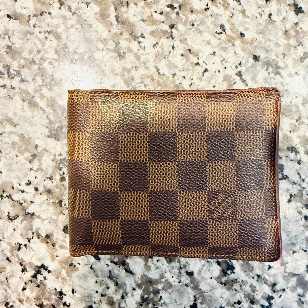 Louis Vuitton Damiet Wallet